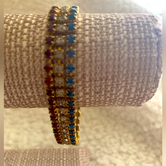 Red White and Blue Bracelet - Picture 1 of 4